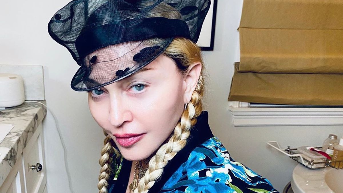 Madonna Tulis dan Arahkan Film Biopik Sendiri