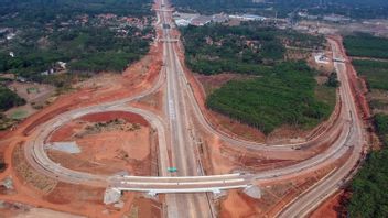 التعاون مع الشركة الصينية ، هوتاما كاريا للعمل على طريق سيمارانغ - ديماك 1A على طول 4 كيلومترات