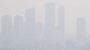 BPBD-BMKG Modifikasi Cuaca Jakarta Tekan Polusi Udara