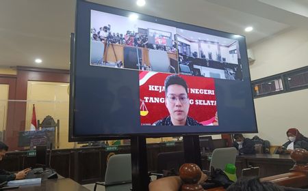 Sidang Vonis Indra Kenz Digelar Hari Ini di PN Tangerang