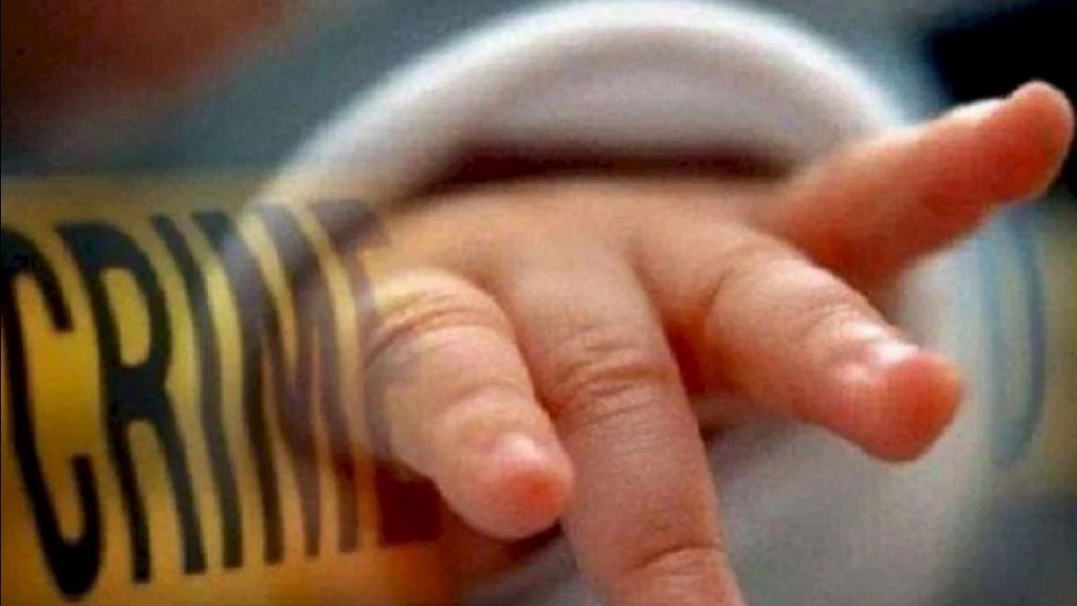 Geger Penemuan Bayi Dalam Kardus Air Mineral di Teras Rumah Warga, Polisi Lakukan Penyelidikan