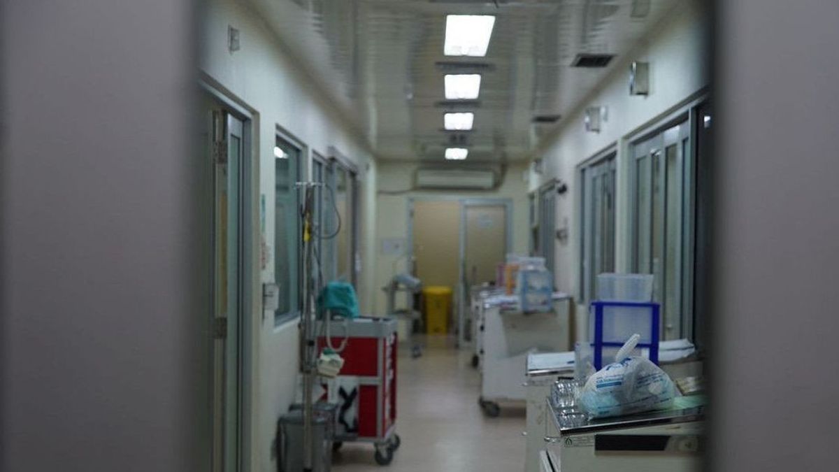 Police Shot The Case Of A Baby Finger Heart Nursing At Palembang Hospital