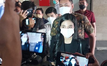 DJ Una Penuhi Panggilan Pemeriksaan di Bareskrim, Tapi Menolak Bicara soal DNA Pro