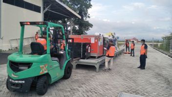 Logistik MXGP Samota Berdatangan di Bandara Lombok, Rombongan Total 190 Orang