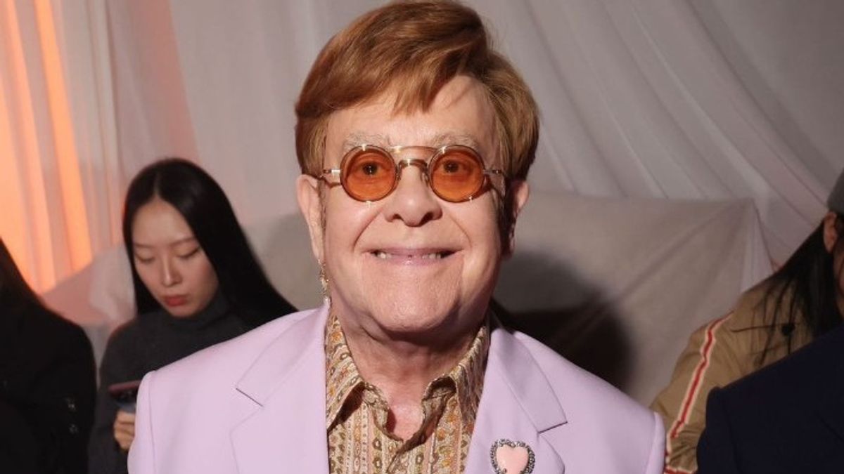 Elton John est aveugle sur l'œil droit depuis quatre mois