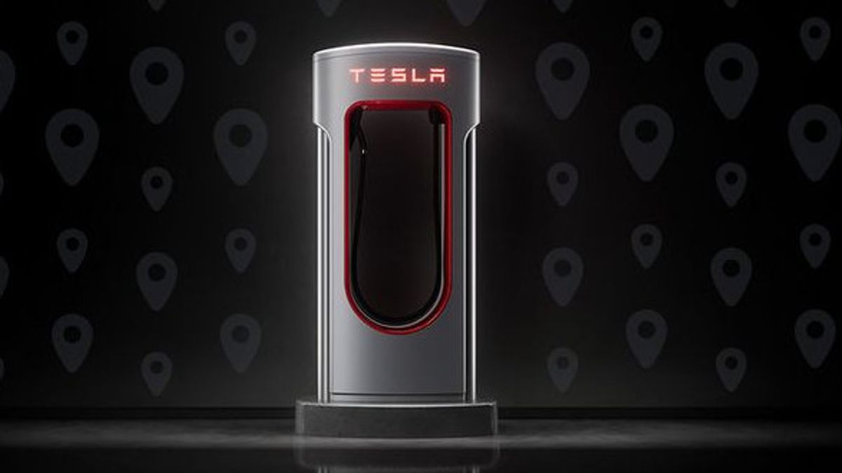 Tesla Will Build Its First V4 Supercharger In Arizona, 40 Kios