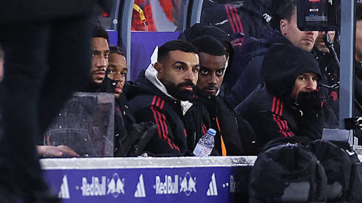 Liverpool vs Brighton: Pressure at Anfield, Salah's fate in the spotlight