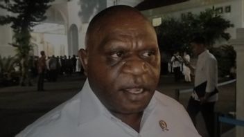 Natalius Pigai est ferme lorsqu'on lui attribue un hoax sur l'eau dure