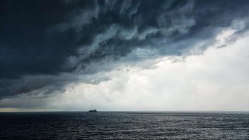 Due to Bad Weather, Kepulauan Seribu Police Urges People Not to Carry Out Activities at Sea