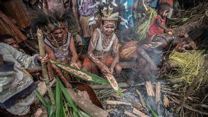 التعرف على ثقافة قبيلة أويو ، الرقم وراء جميع العيون في بابوا