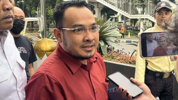 استقالت الأمينة الإقليمية لباندونغ إيما سومارنا بعد أن أصبحت مشتبها بها في KPK ، المحامية: من أجل التركيز
