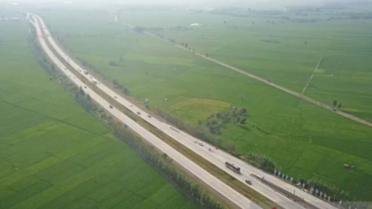 D-7 Ahead Of Eid, Traffic Flow On The Cipali Toll Road Is Still Sloping
