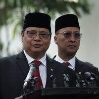 Pertemuan Elite Politik yang Tak Peka Situasi Corona