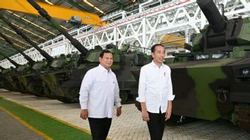 Naik KCJB Bareng Jokowi, Prabowo Mengaku Tak Bicara Politik