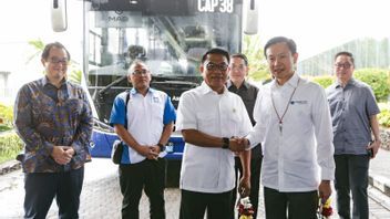 Moeldoko为西勒贡工业区印尼儿童制造的电动巴士揭幕