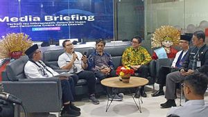 Bukan Cuma Iritasi, Cemaran Mikroplastik di Air Hujan Juga Bisa Menyerang Organ Vital