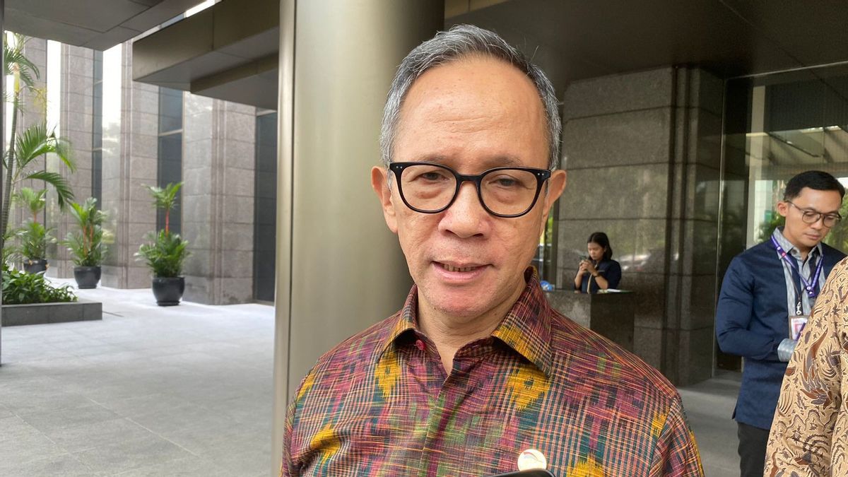 OJK Boss Says Financial Services Sector Is Stable Until The End Of 2024