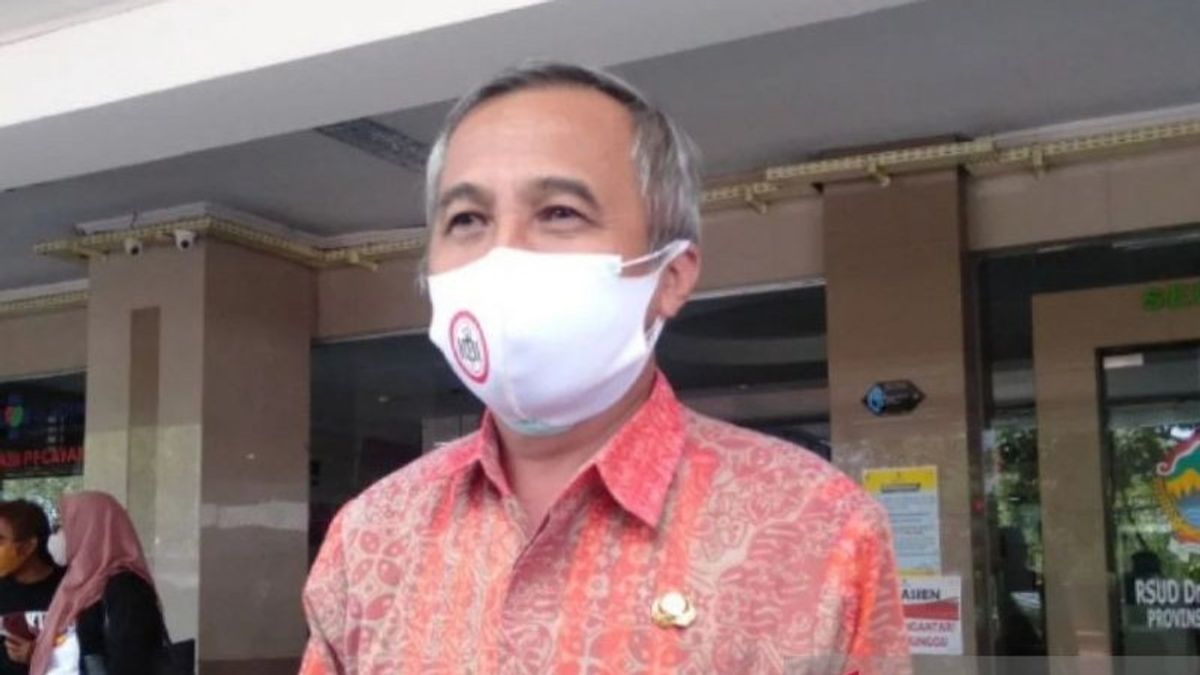 在稀缺性问题中,Moewardi Surakarta地区医院确保抗生素库存仍然安全