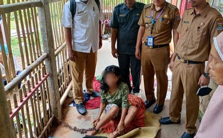 Wanita 44 Tahun di Tangerang Dipasung Suaminya karena Sering Bikin Onar, Tetangga: Pecahin Kaca Mobil, Suka Lempar Batu