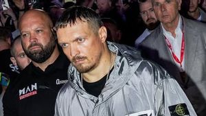 Oleksandr Usyk Menolak Lawan Moses Itauma