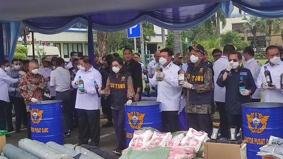 State Potentially Loss Hundreds Of Billions Of Rupiah, Sri Mulyani Act Of Smuggling Illegal Imported Goods