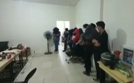 Polisi Gerebek Kantor Pinjol Ilegal di Manado, 2 Orang Jadi Tersangka