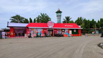 Exceeding Target, Nearly 1,300 Two-wheeled Travelers Visit Bale Relax Honda In Serang Banten