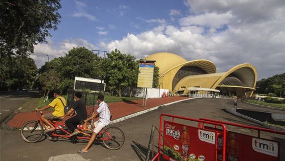 الغريب حتى المعالم السياحية Ancol-TMII القسري الجمعة والأحد