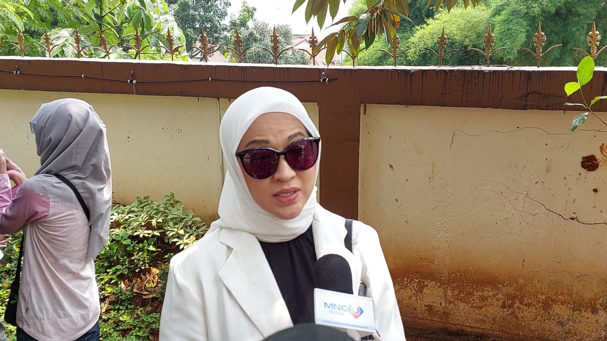 Okie Agustina Officially Sues Gunawan Dwi Cahyo's Divorce At The Bogor Religious Court