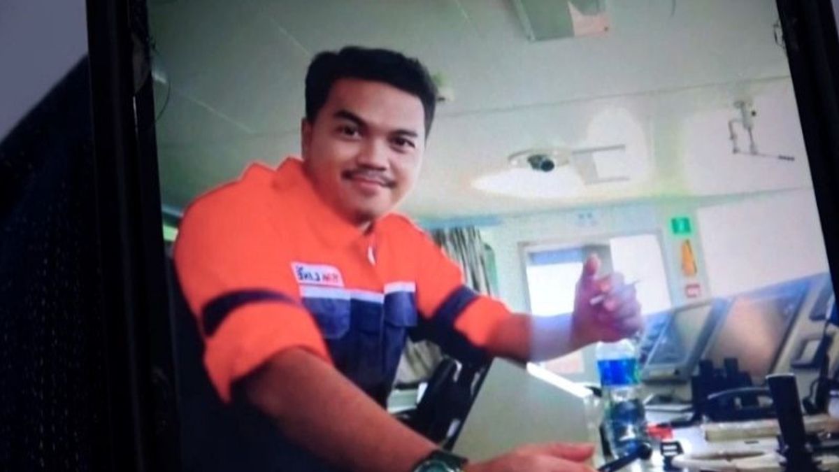 The Family Of Indonesian Crew Members Of The Shinsung Ship That Sank In Taiwan Hoped Victims Be FOUND Soon
