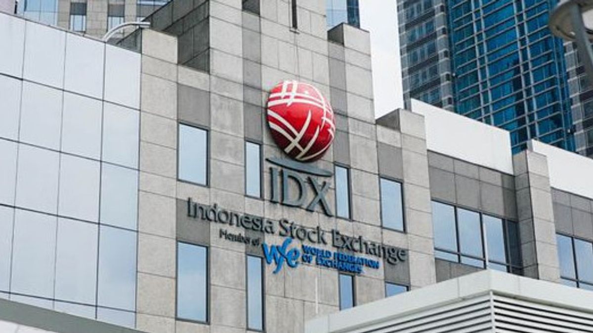 IHSG Berakhir Tumbang 1,31 Persen, Saham BCA dan SCTV Paling Banyak Dijual Investor Asing