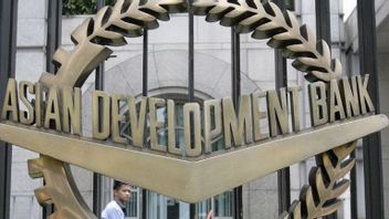 ADB、アジア太平洋地域の開発途上国の経済成長見通しをわずか4.3%に修正