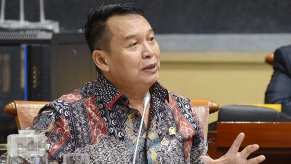 Jenderal Andika Bolehkan Keturunan PKI Jadi TNI, Legislator PDIP: Syarat Setia Itu Penting