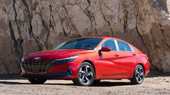 Hyundai Avante Wins Car Of The Year In America