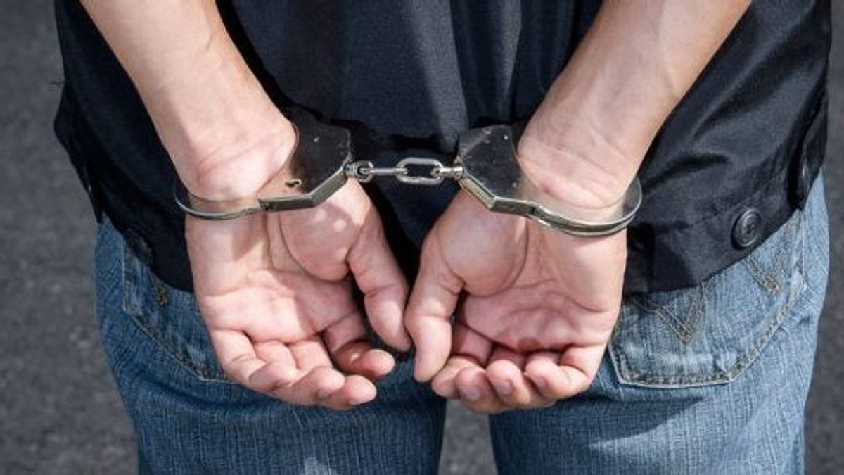 Le chauffeur d’AKAP Parallèlement à trafiquant de drogue arrêté à Banjarmasin, Sabu 319,89 grammes sont sécurisés
