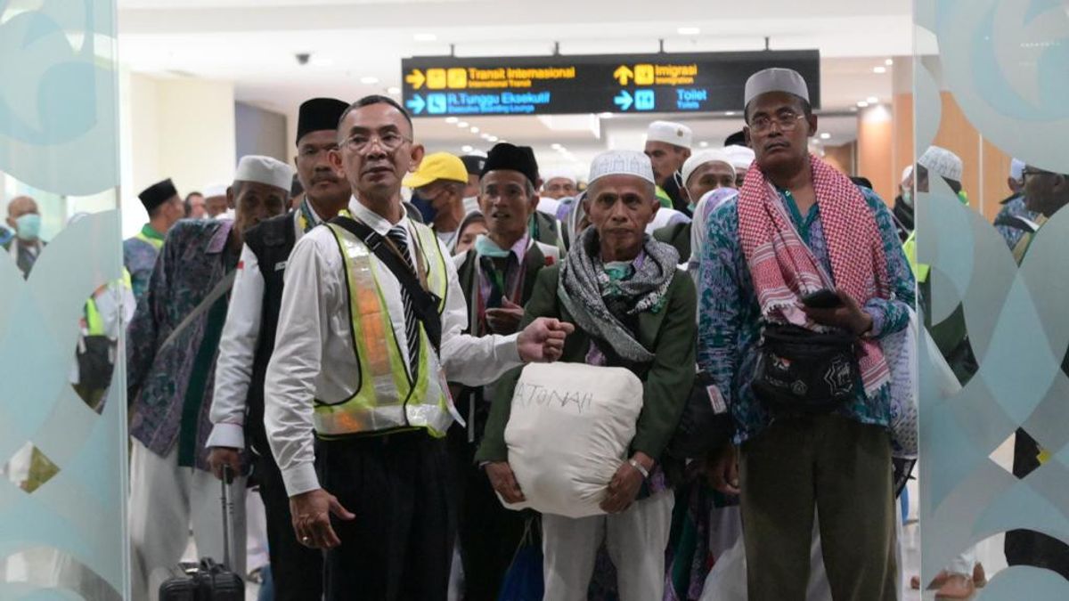 Welcoming The Return Of Hajj Pilgrims, The Ministry Of Transportation Monitors Optimization Of Kertajati Airport Services