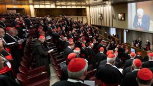 Cardinal Towards Sistine's Chapel Says Secretary Promise Of The Election Of The Pope