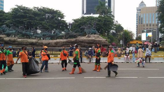 Jelang Buka Puasa, Para Mahasiswa Mulai Beranjak Pulang