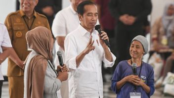 Jokowi Ternyata Baru Mengetahui Ada Camilan Bernama Cireng