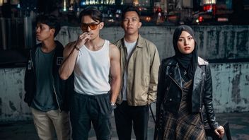 VVonderlandは、Alyssa Anantaとのコラボレーションで、ブランケット&ムーンのシングルで若者のロマンスの肖像画を撮影