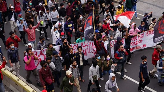 Children Participate In Demonstrations To Reject Job Creation Law Issued From School, KPAI: Potential To Violate Law