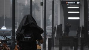 29 Desember Jakarta Terus Diguyur Hujan, Tapi Jelang Tengah Malam BMKG Prediksi Jakut Berpotensi Hujan Petir