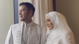 Hanya Butuh Satu Bulan Persiapan, Melody Prima dan Ilham Akbar Prawira Resmi Menikah