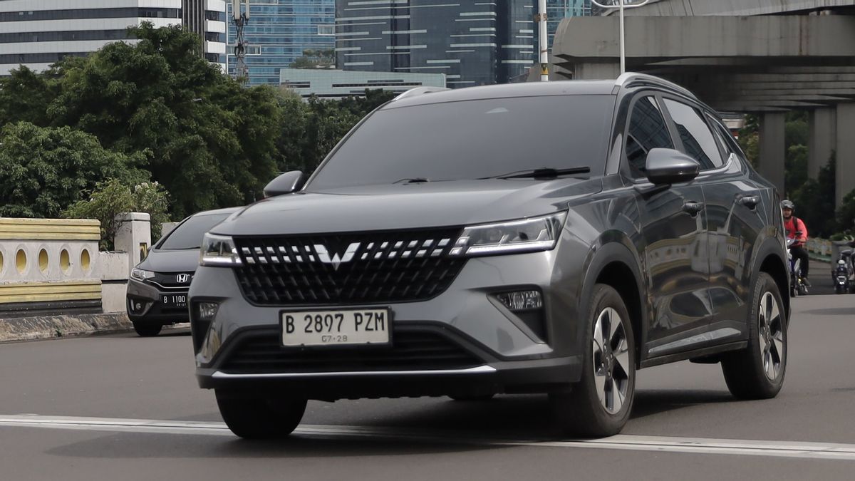 Meski Harganya Terjangkau, Fitur Wuling Alvez Tak Kalah Canggih dari Rivalnya