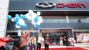 切里扩展了印度尼西亚的经销商网络,现在是井里汶社区的问候