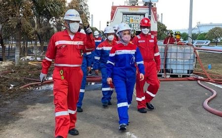 Kebakaran Kilang Indramayu, Bos Pertamina: Kami Akan Pompa Air Laut untuk Padamkan Api