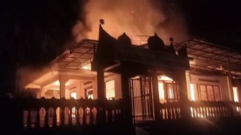 Masjid Taqwa Tantaman di Agam Sumbar Terbakar