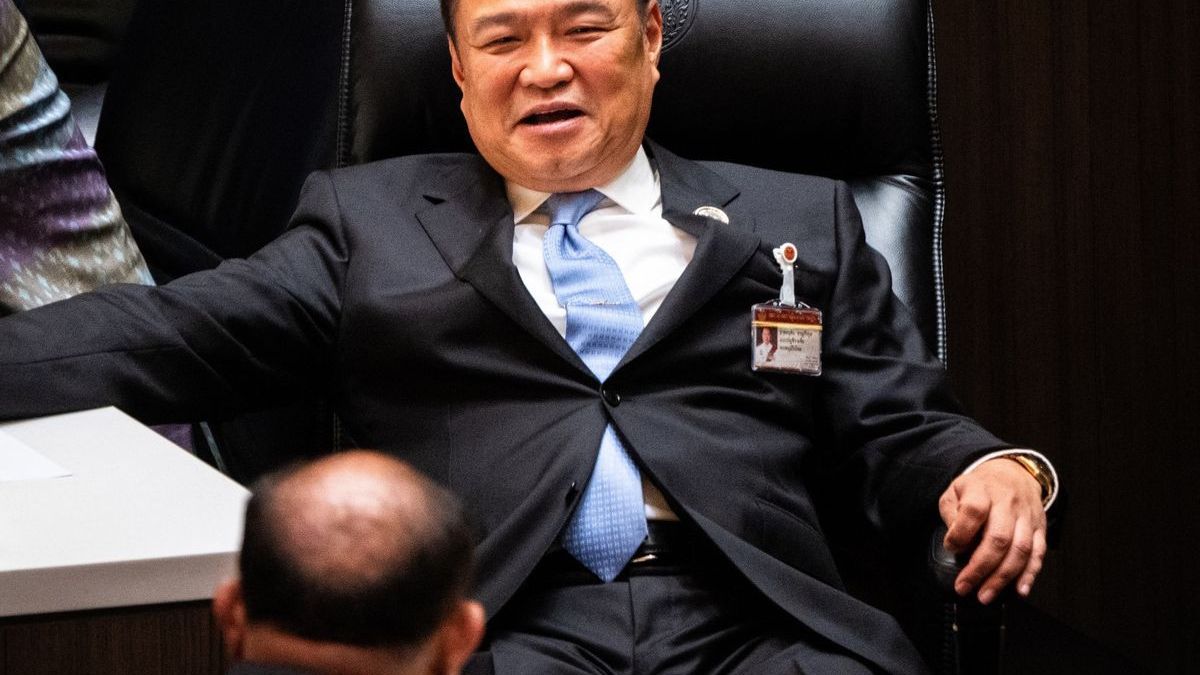 Anutin Charnvirakul当选泰国总理
