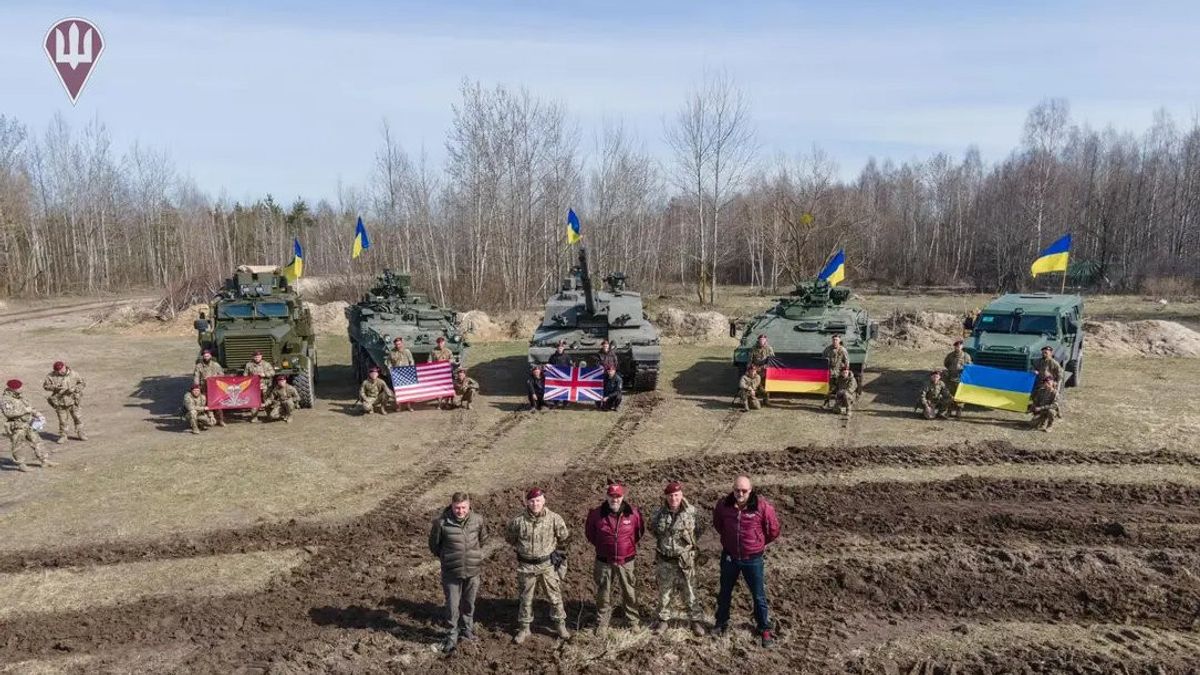 Ukraine Receives Challenger 2 Tanks Totangler, Defense Minister Reznikov: These Machines Immediately Start Their Combat Missions