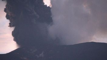 ثوران جبل مارابي غرب سومطرة مرة أخرى ، كوريم ويرابراجا تنبيه قوات الرد السريع على الكوارث